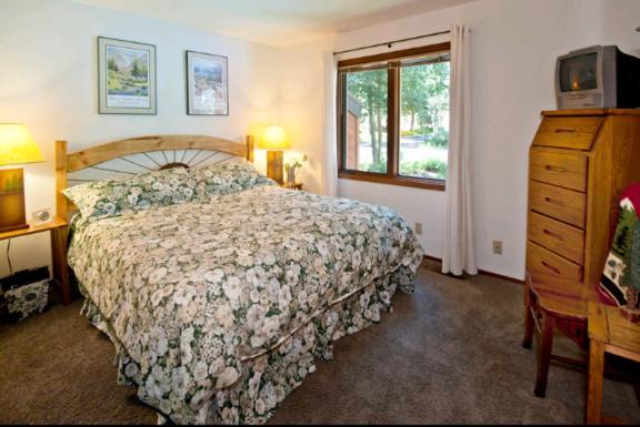 ממות' לייקס Meadow Ridge Condos By Mammoth Slopes Lodging חדר תמונה