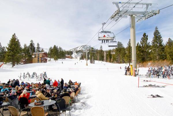 ממות' לייקס Meadow Ridge Condos By Mammoth Slopes Lodging מראה חיצוני תמונה