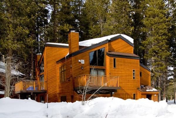 ממות' לייקס Meadow Ridge Condos By Mammoth Slopes Lodging מראה חיצוני תמונה